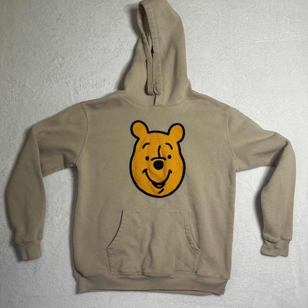 Disney Winnie the Pooh Hoodie Mens Large Sand Chenille Face Pullover Loungewear